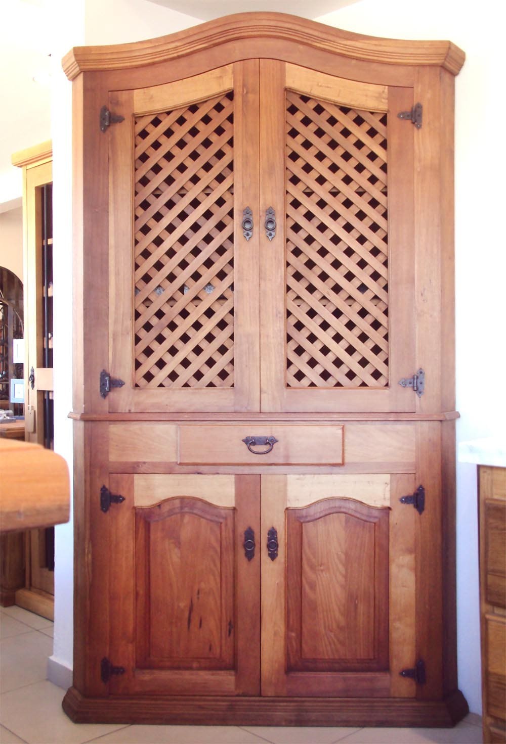 Esquineros de madera reciclada a medida
